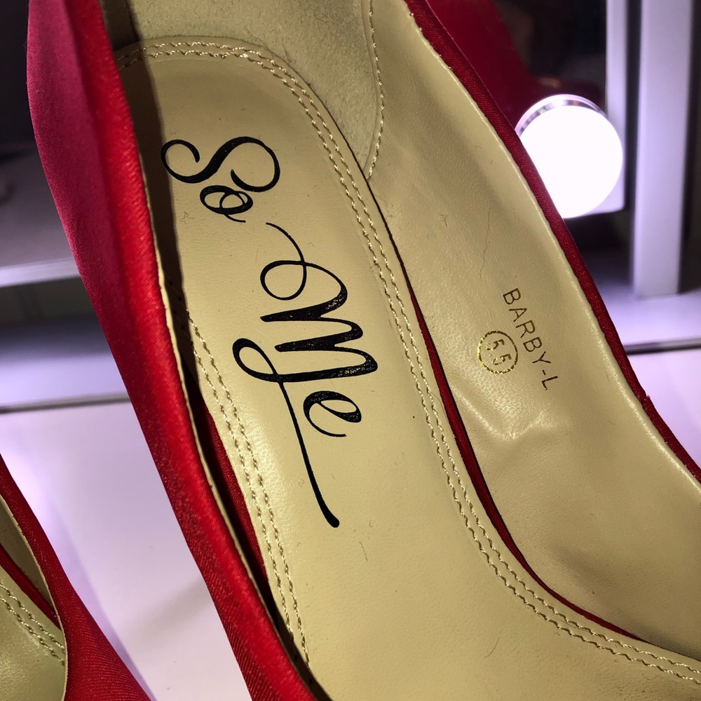 Red pump - Picture 4 of 4